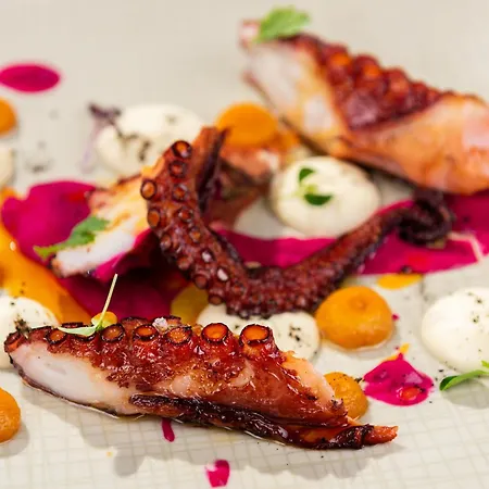 Gran Sol, Affiliated By Melia